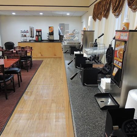 Budget Host Inn & Suites Fertility Exterior foto
